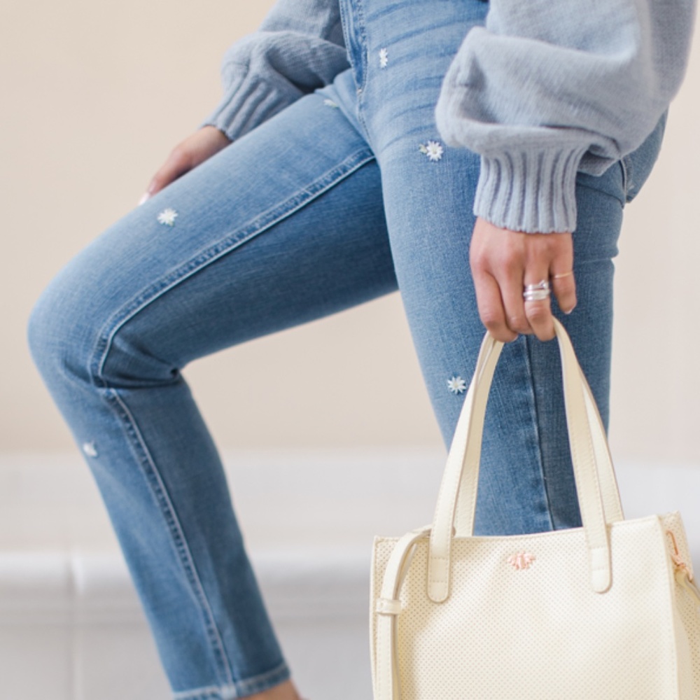 Embroidered Floral Skinny Jeans